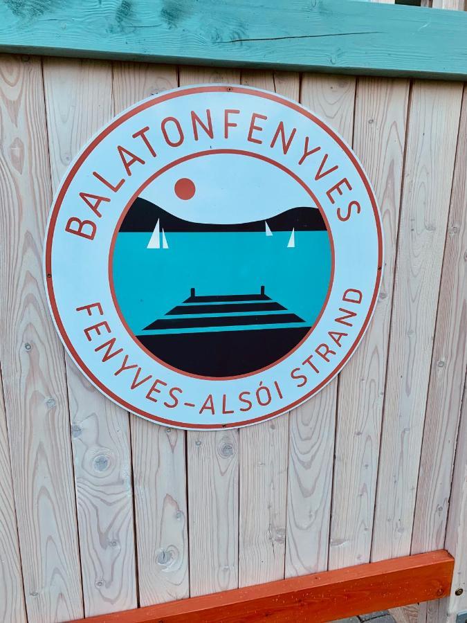 Laszlo Nyaralohaz Balatonfenyves Exteriér fotografie