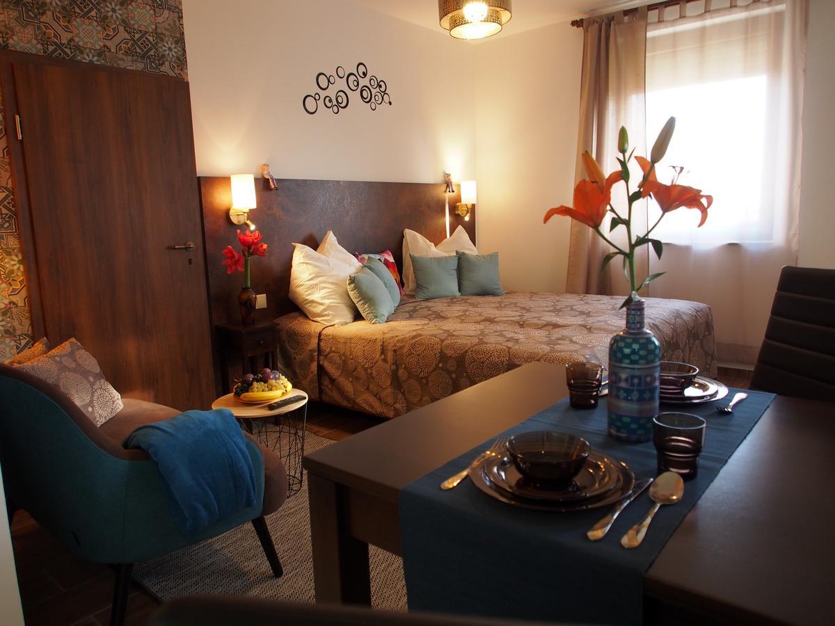 Laszlo Nyaralohaz Balatonfenyves Exteriér fotografie